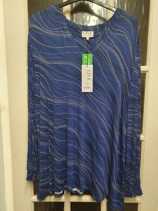 Buy & Sell Oxley Wolverhampton - Photos for NEW top