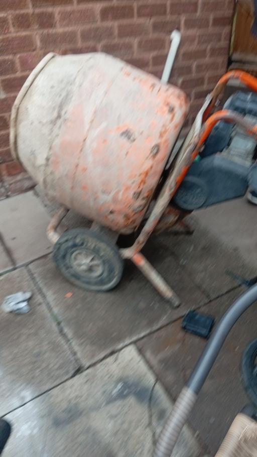 Buy & Sell Shard End Birmingham - Photos for Honda cement mixer working order