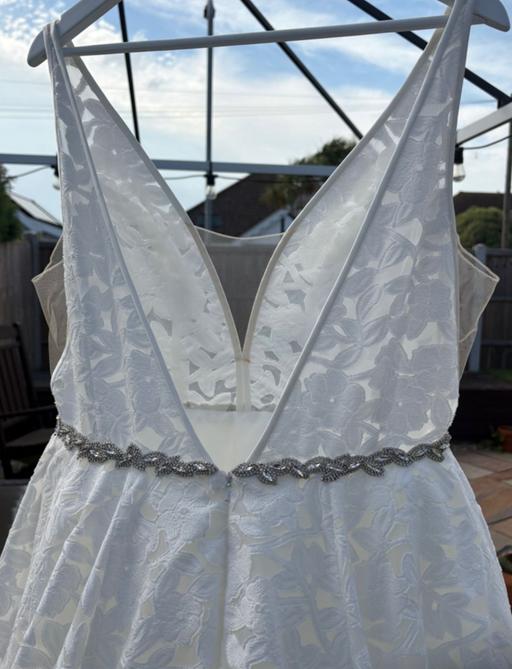 Buy & Sell Sandy Bay Castle Point - Photos for Stunning “Dando London”Designer Wedding Dress