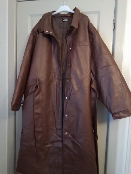 Buy & Sell Brockmoor Dudley - Photos for size 26 ladies leatherette coat