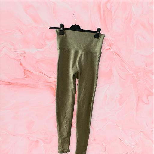 Buy & Sell North Kensington West London - Photos for Two pairs of leggings with bum feature