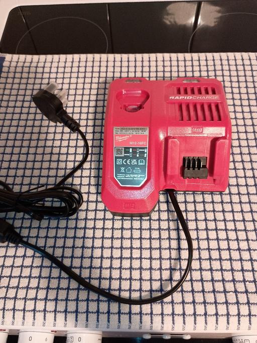 Buy & Sell Harrow on the Hill North West London - Photos for Milwaukee M12 -M18 FC 12v-18v fast charger 