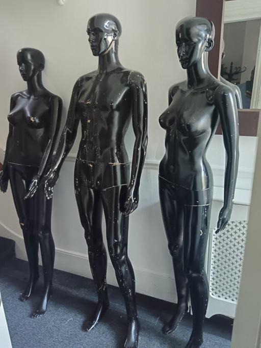 Classes Ravenscourt Park Station Hammersmith and Fulham - Photos for Mannequin