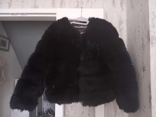 Buy & Sell Hornchurch Havering - Photos for boutique faux fur jacket large