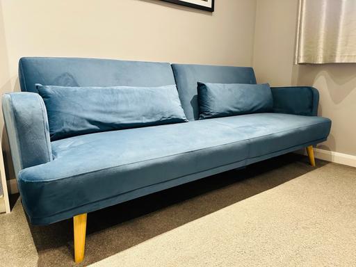Buy & Sell Greenhithe Dartford - Photos for Velvet 3 Seater Clic Clac Sofa Bed - Blue