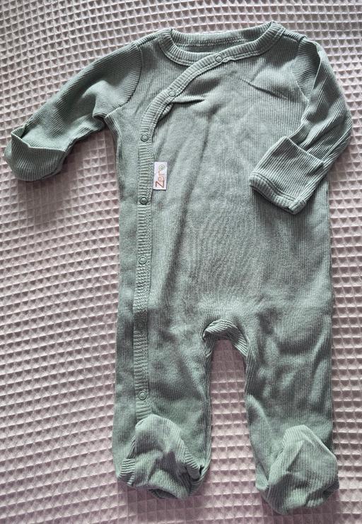 Buy & Sell Kings Heath Birmingham - Photos for baby grows with mitts