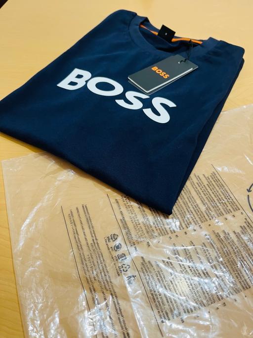Buy & Sell Hayes Hillingdon - Photos for Hugo boss menswear t-shirt Small