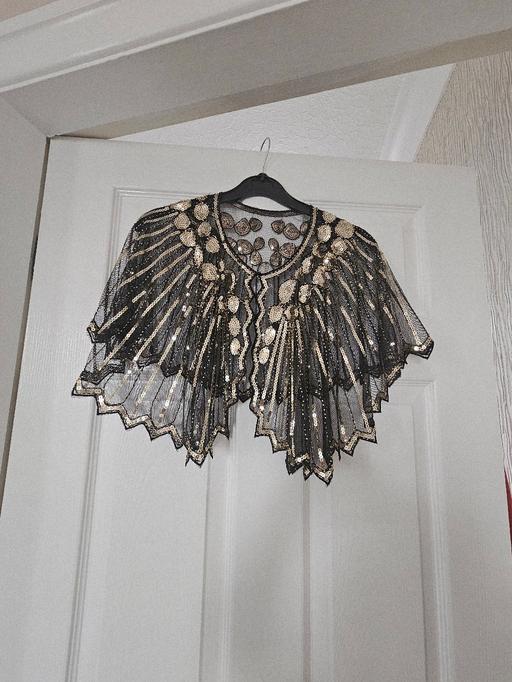 Buy & Sell Newton Doncaster - Photos for Gorgeous sequin capelet, one size..NEW