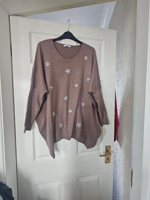 Buy & Sell Newton Doncaster - Photos for Loose style dressy jumper, size 18