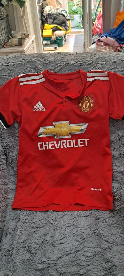 Buy & Sell Sutton Coldfield Birmingham - Photos for Manchester United top Age 7-8