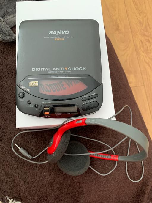 Buy & Sell Bentley Walsall - Photos for Sanyo personal CD player