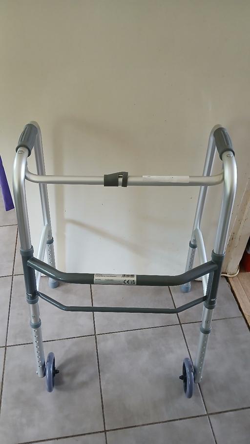 Buy & Sell Selly Oak Birmingham - Photos for Foldable Walking Frame