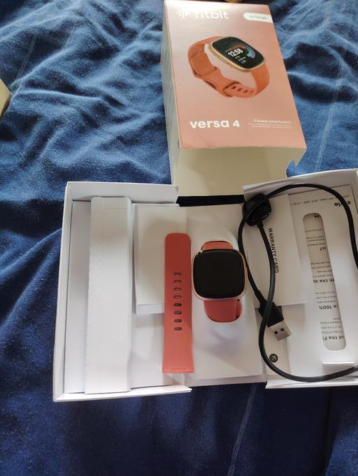Buy & Sell Upper Gornal Dudley - Photos for fitbit versa 4