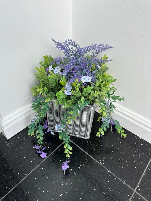 Buy & Sell Halsnead Park Knowsley - Photos for Artificial plant 