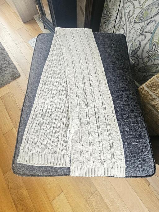 Buy & Sell Newton Doncaster - Photos for Next winter shimmer scarf.