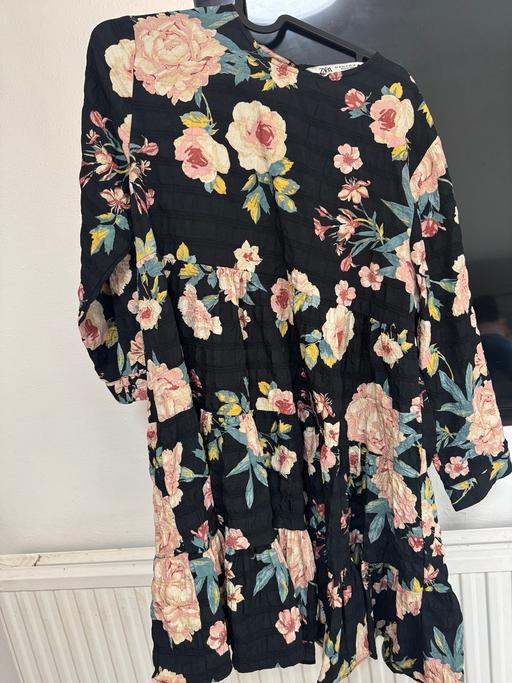 Buy & Sell Farnworth Bolton - Photos for Floral dress (Zara)