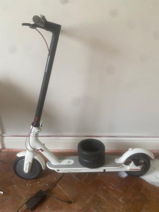 Vehicles Camberwell South East London - Photos for Xiaomi m365 electric scooter