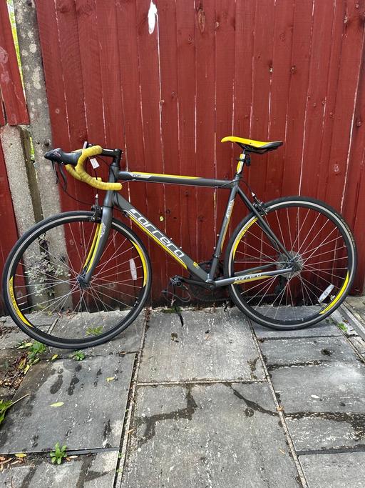 Buy & Sell Norbury South West London - Photos for Carrera Road Bike