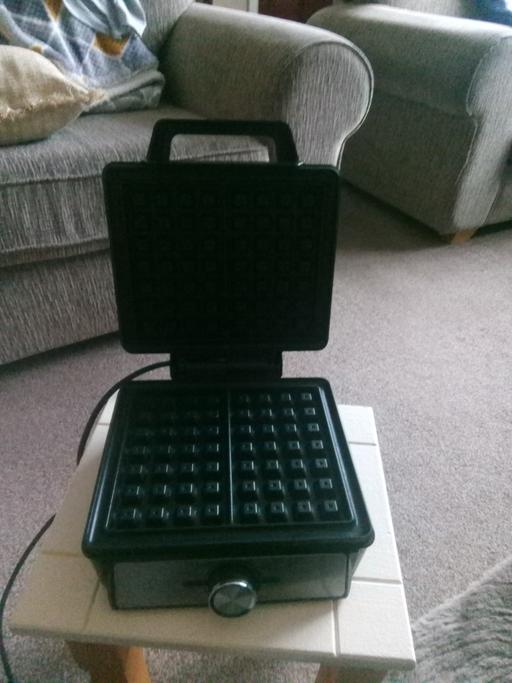 Buy & Sell Yew Tree Estate Sandwell - Photos for Salter Waffle Maker