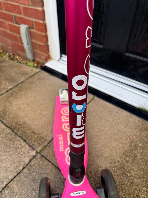 Buy & Sell Bramley Basingstoke and Deane - Photos for Micro scooter pink