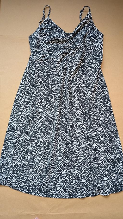 Buy & Sell North Elmsall Wakefield - Photos for dress
