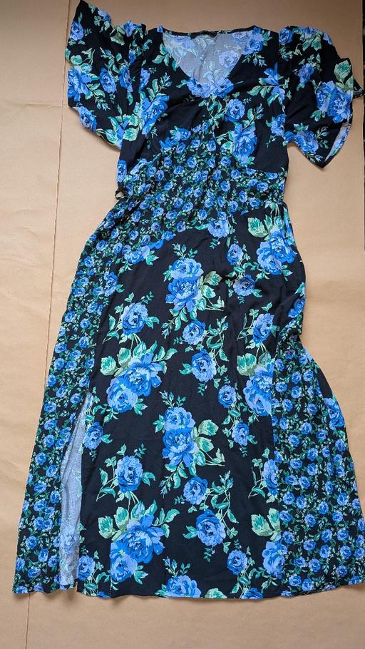 Buy & Sell North Elmsall Wakefield - Photos for dress