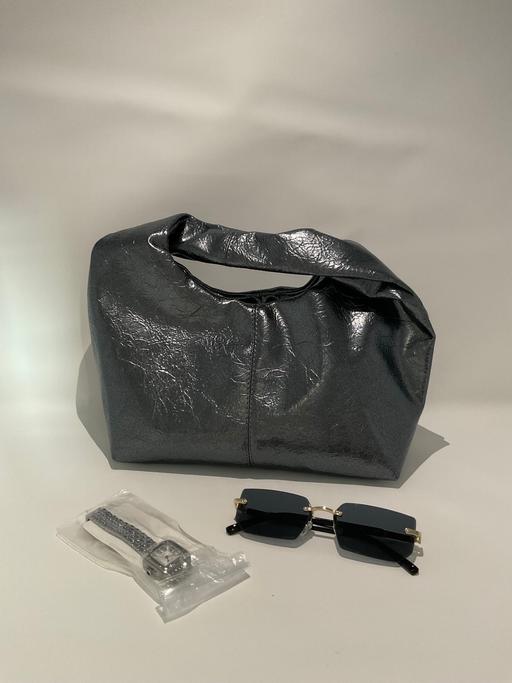 Buy & Sell Eel Pie Island Central London - Photos for Dark silver bag free watch and sunglasses