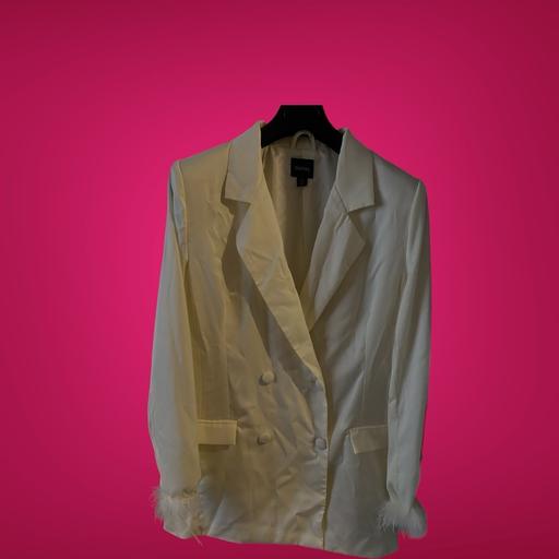 Buy & Sell Notting Hill West London - Photos for Boohoo white blazer UK14