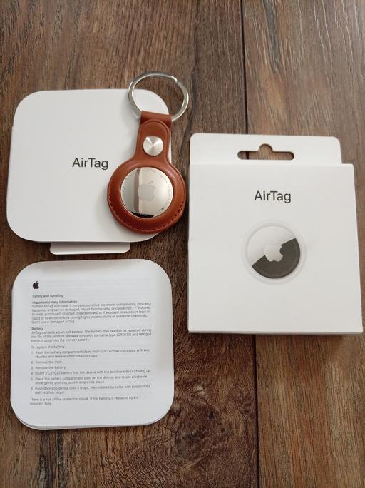 Buy & Sell Woodcross Wolverhampton - Photos for Apple Air Tag track your keys