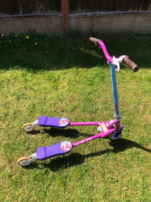 Buy & Sell Kitts Green Birmingham - Photos for Girls scissor scooter