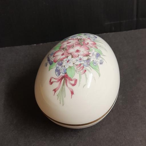 Buy & Sell Preston South Ribble - Photos for PORCELAIN EGG SHAPE TRINKET BOX