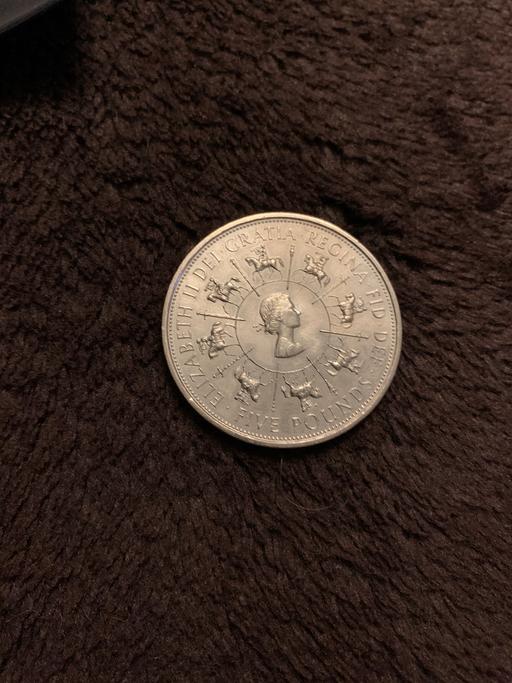 Buy & Sell Leamore Walsall - Photos for Commemorative UK £5 coin