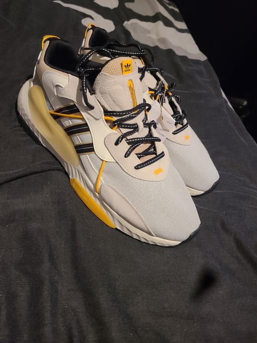 Buy & Sell Walsall Town Centre Walsall - Photos for Mens Adidas Trainers Size 11.5