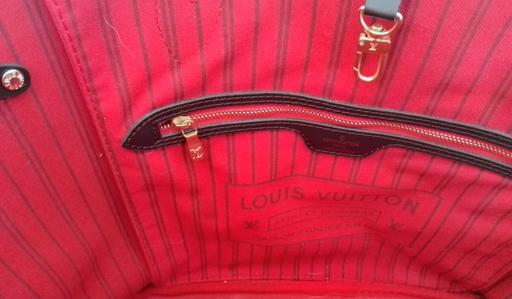 Buy & Sell Irlams O`Th`Height Salford - Photos for L Vitton bag & clutch