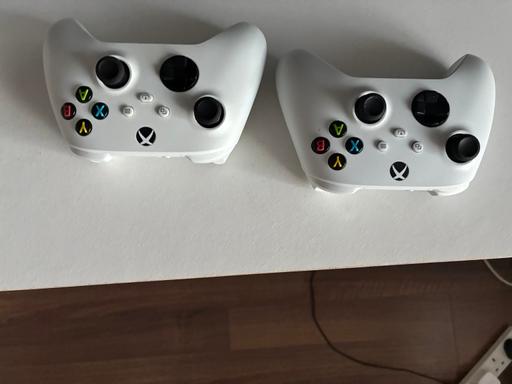Buy & Sell Sherdley Road Industrial Estate Saint Helens - Photos for Two Xbox series s&x controllers in good state