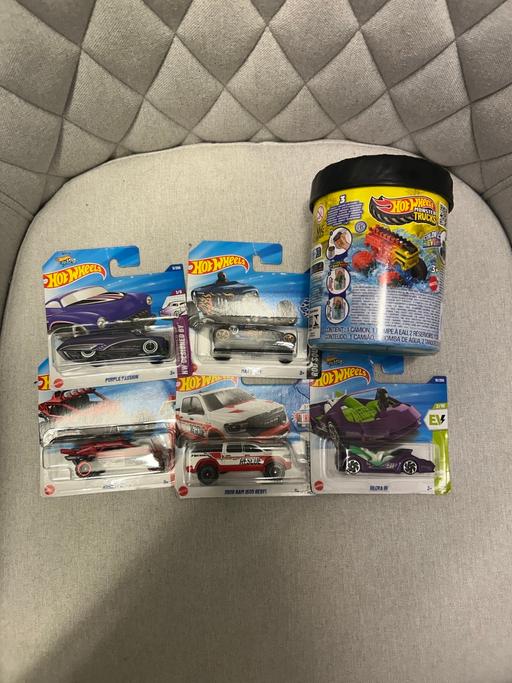 Buy & Sell Pilgrims Hatch Brentwood - Photos for Hot Wheels Bundle