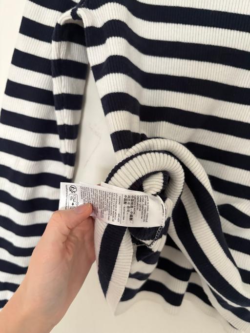 Buy & Sell Marfleet Hull - Photos for Women’s Levi navy and white striped crewneck