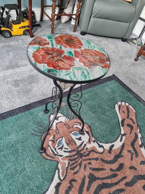 Buy & Sell Willenhall Walsall - Photos for Steel and glass round table