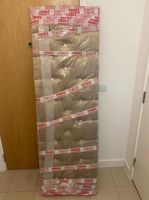 Buy & Sell Park Royal North West London - Photos for Headboard (Gold velvet)