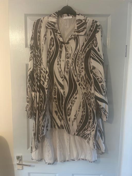 Buy & Sell Cadeby Doncaster - Photos for Ladies oversize 18/20shirt blouse longer back