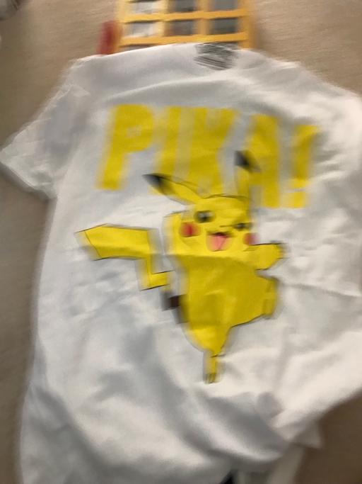 Buy & Sell Arborfield Cross Wokingham - Photos for Pokémon pickachu t shirt