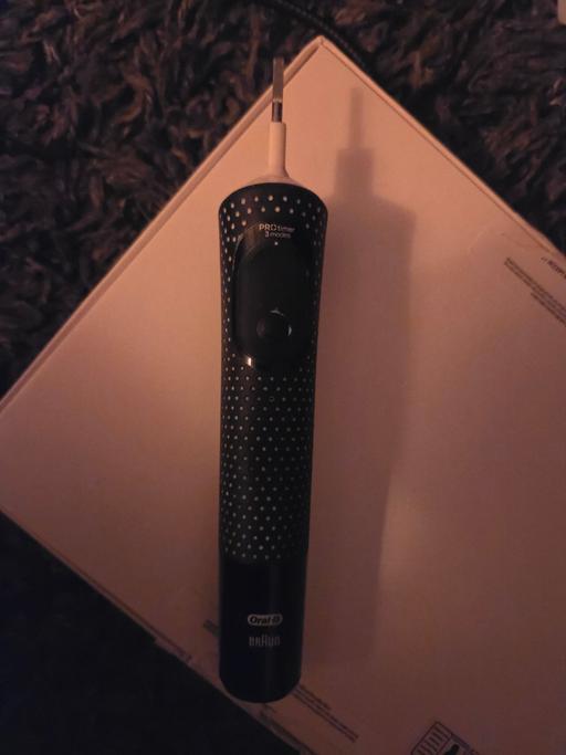 Buy & Sell St Luke`s Central London - Photos for Braun oral B electric toothbrush