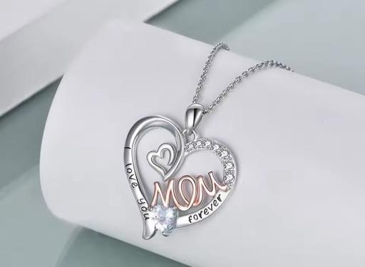 Buy & Sell Erith Bexley - Photos for Mom heart pendant necklace
