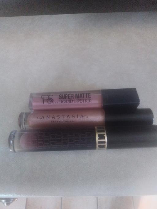 Buy & Sell Streetly Walsall - Photos for THREE LIP GLOSSES