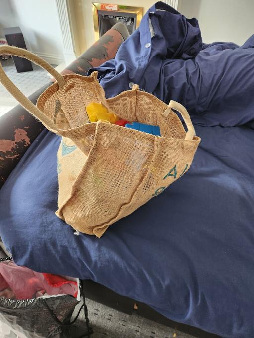 Buy & Sell Parkfields Wolverhampton - Photos for bag of lego