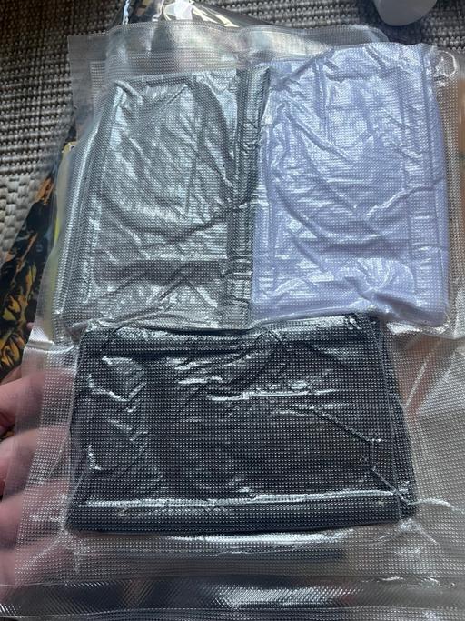 Buy & Sell Wednesfield Wolverhampton - Photos for Three make up headbands £2