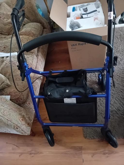 Buy & Sell Rassau Blaenau Gwent - Photos for 4 wheels waking aid