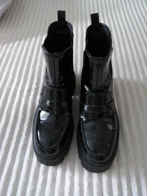 Buy & Sell Wednesfield Wolverhampton - Photos for ladies size *6* Worn couple of times