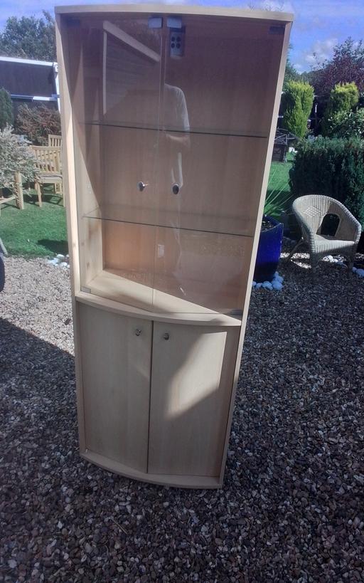 Buy & Sell Swinley Wigan - Photos for MODERN CABINETS (2 AVAILABLE).