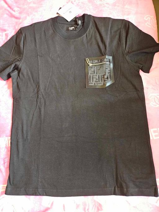 Buy & Sell Kempston Bedford - Photos for Men's Fendi T-shirt